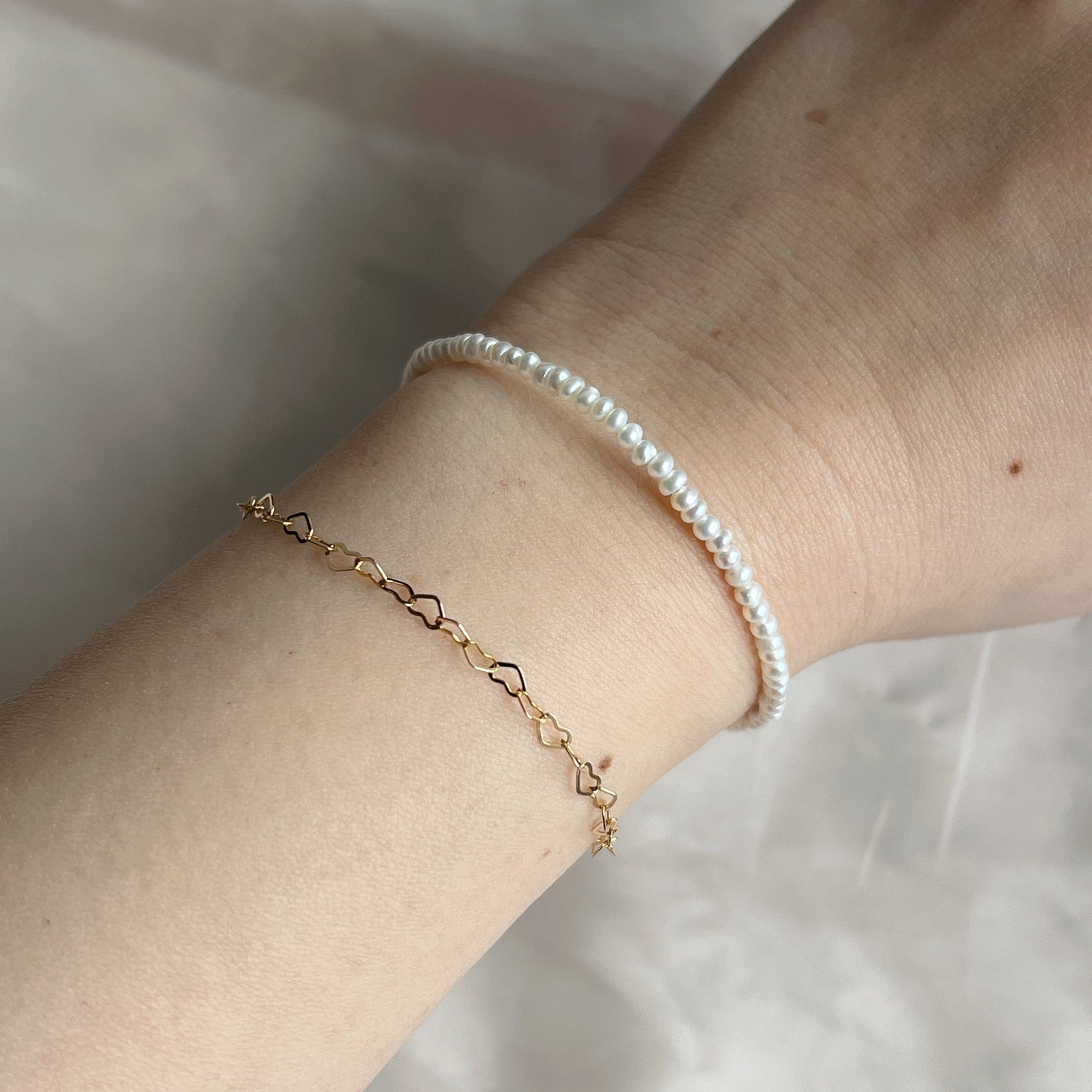 Minimal Pearl Bracelet
