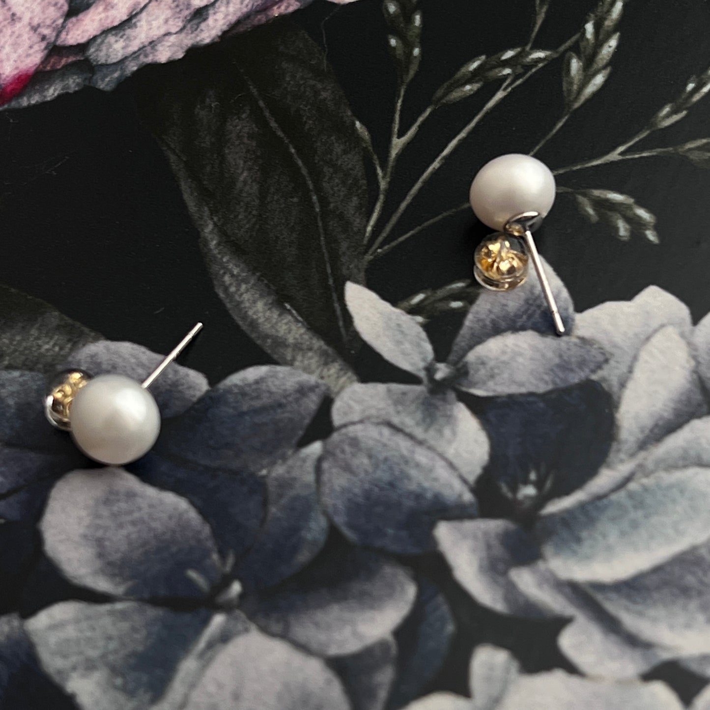 Classic Freshwater Pearl Stud Earrings